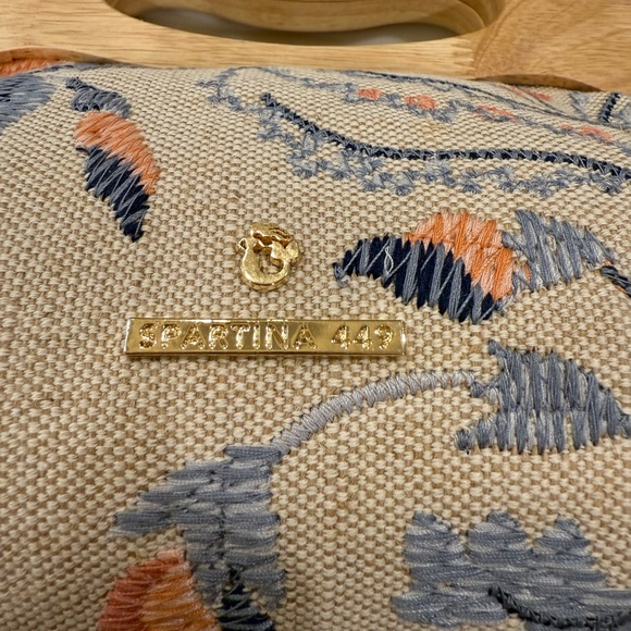 Spartina 449 Daufuskie Island Wooden Magnetic Clutch - Picture 8 of 8